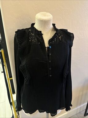 Women's Black Lace & Pleated Ruffle Button-Front Blouse NWOT